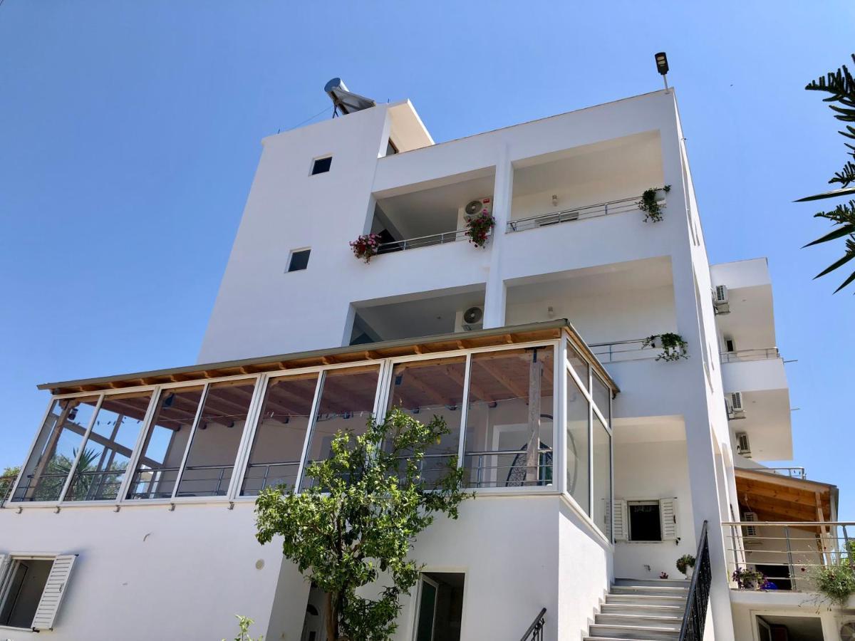 Joni Apartments Εξαμίλιο Εξωτερικό φωτογραφία