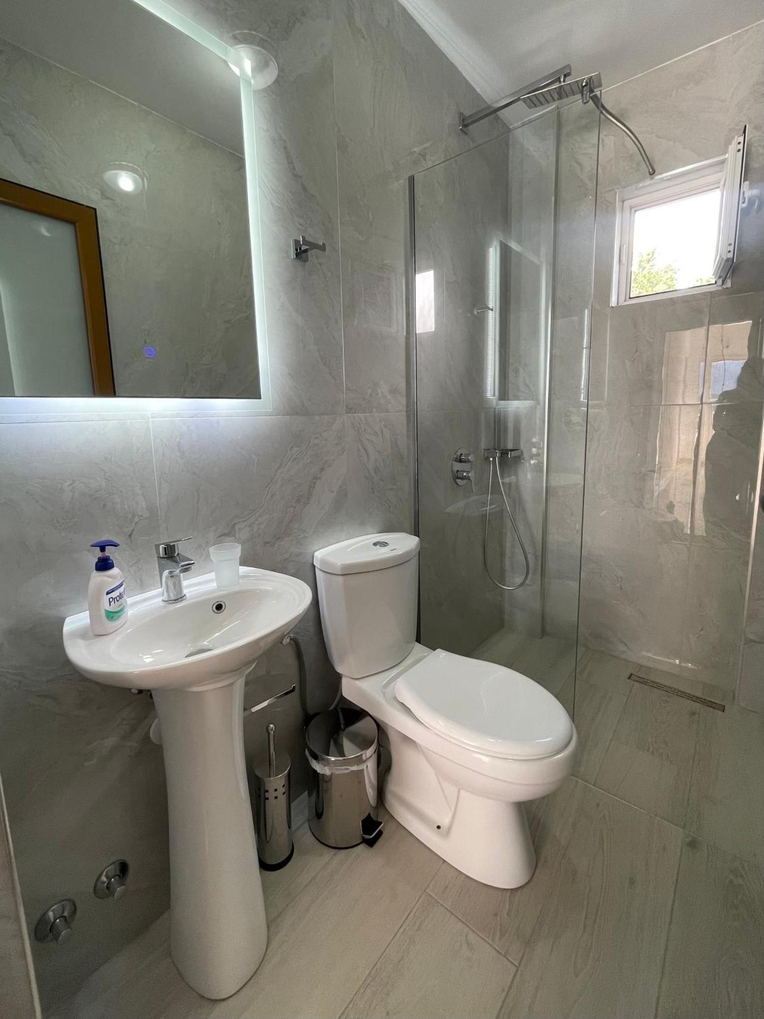 Joni Apartments Εξαμίλιο Εξωτερικό φωτογραφία