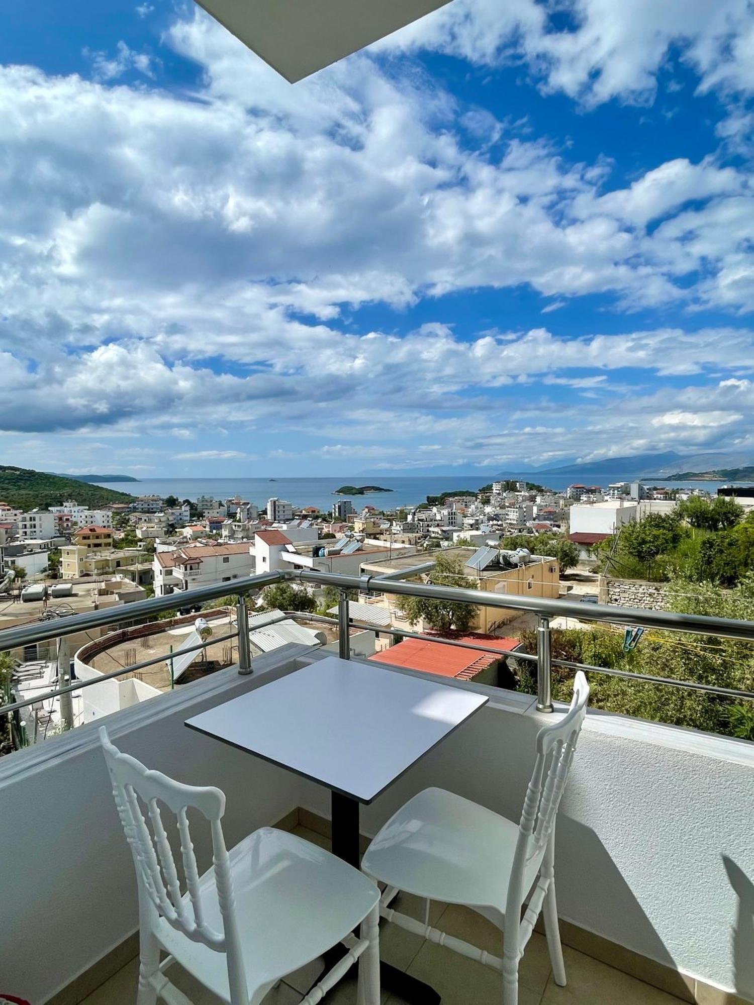 Joni Apartments Εξαμίλιο Εξωτερικό φωτογραφία