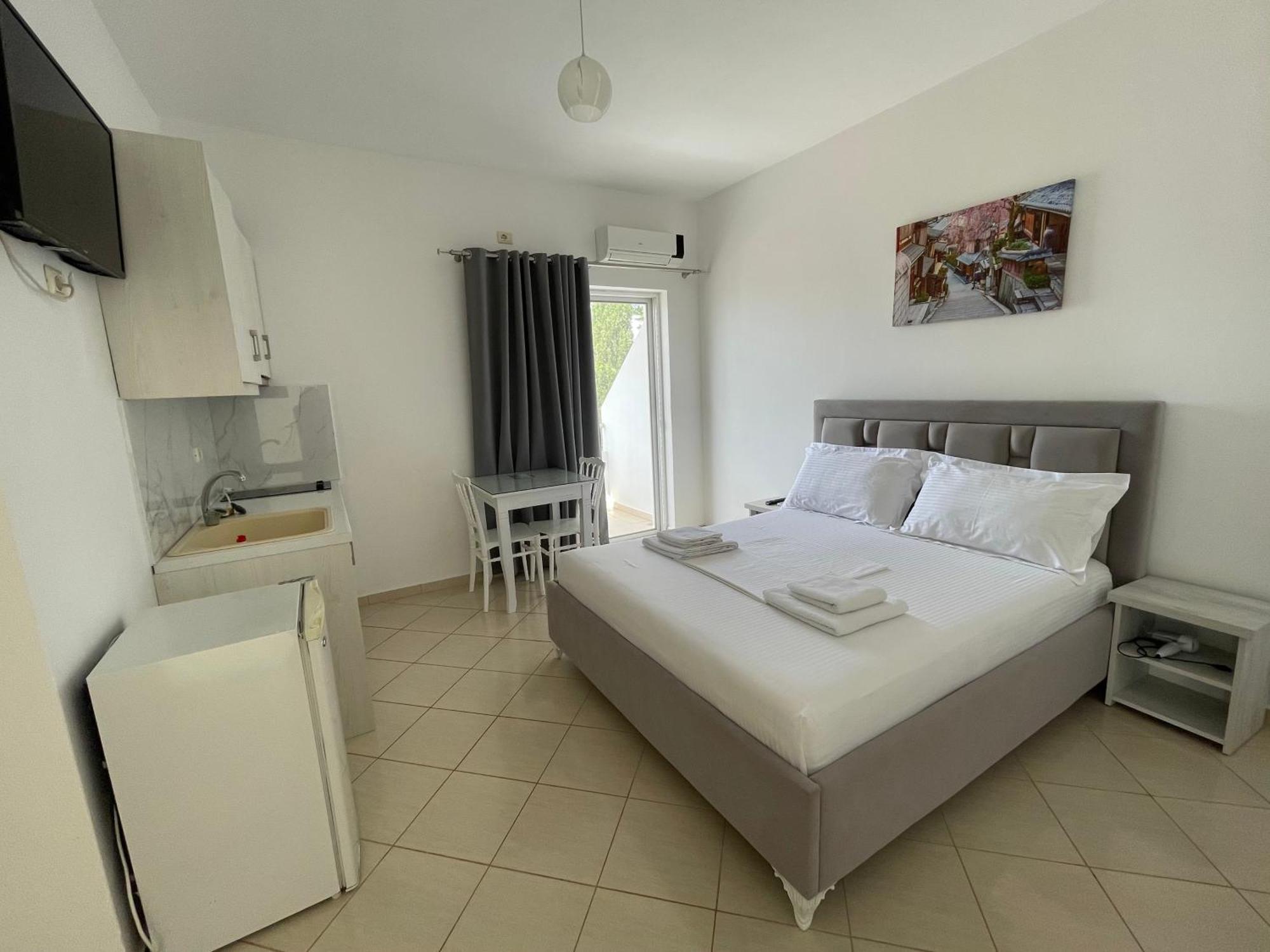 Joni Apartments Εξαμίλιο Εξωτερικό φωτογραφία