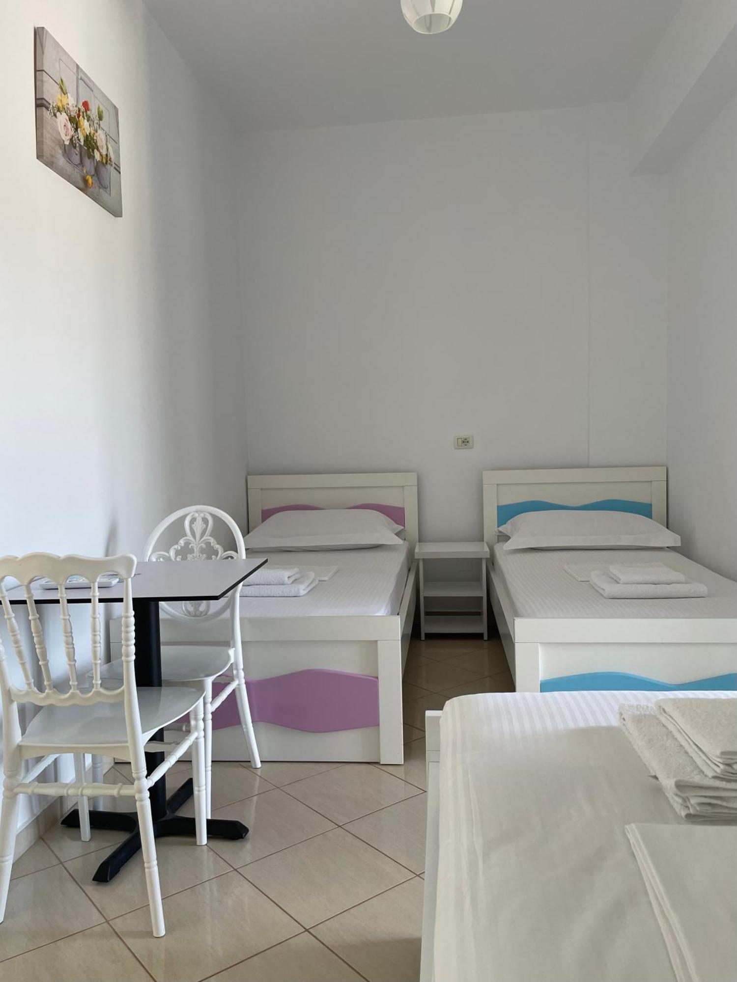 Joni Apartments Εξαμίλιο Εξωτερικό φωτογραφία